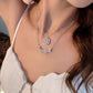 Ожерелье из стали специального дизайна, сочетающее 4 сердечных клевера с цирконовым камнем